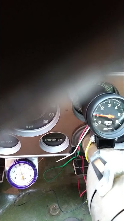 Autometer Mini Tach and Gaffrig fuel pressure gauge tests in 1969 GMC.