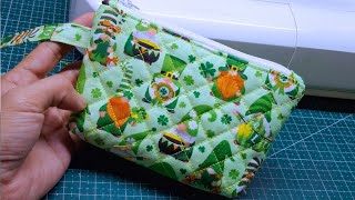 Sewing tutorial! How to sew zipper quilted pouch step-by-step 💚 #sewinghacks #sew