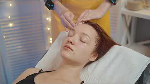 ASMR Soapy Facial Massage - ASMR Barber Lady