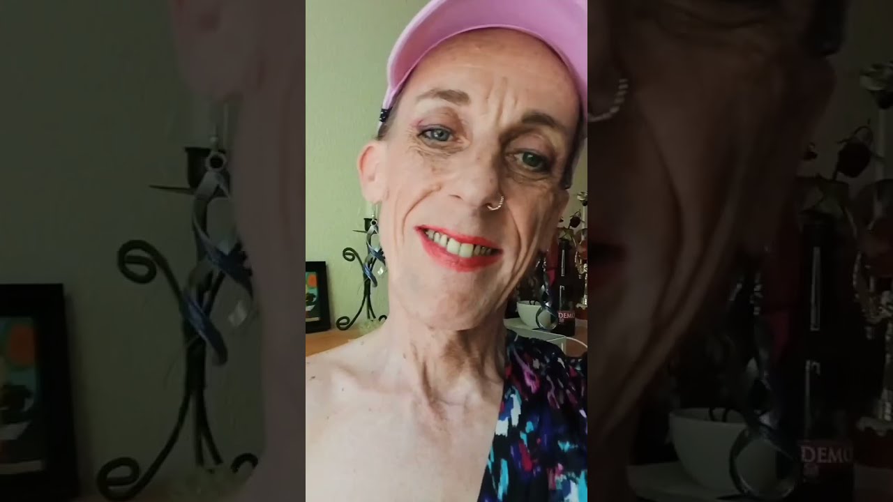 LADY QUEER KINKY BOY TANGO artiste française