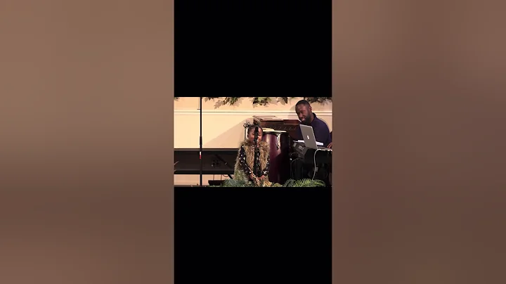 4 year old Nora Williams sings Give Me You by Shan...