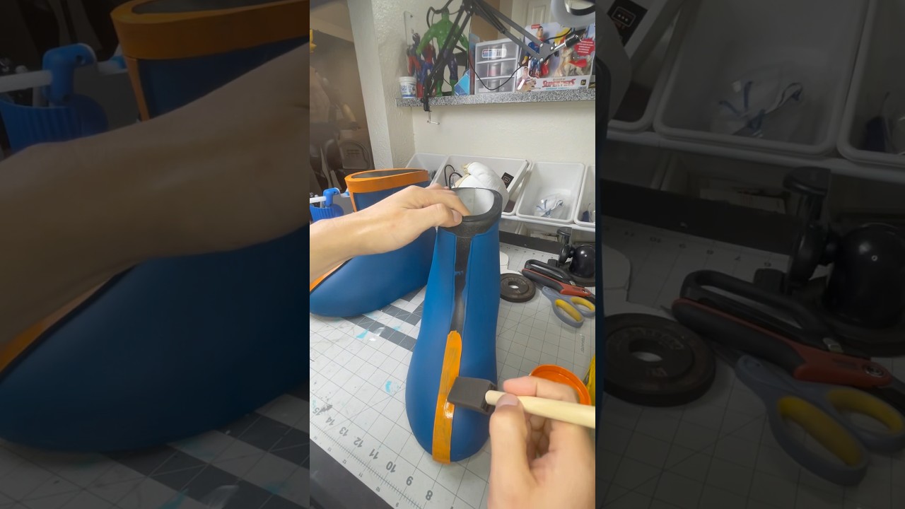 Painting Dragon ball Goku boots #gokucosplay #dragonballcosplay #costumemaking #cosplaydiy #artcraft