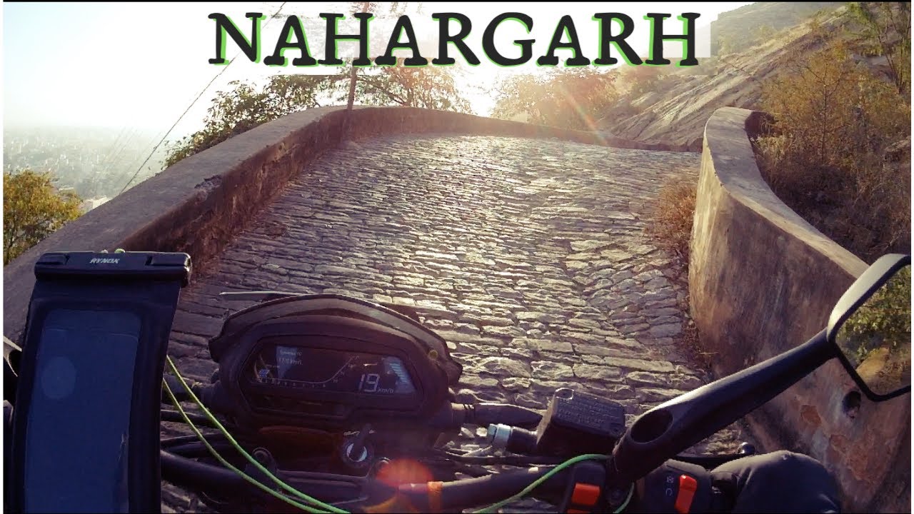 UPHILL RIDING TO NAHARGARH FORT ON DOMINAR 400 UG 2019