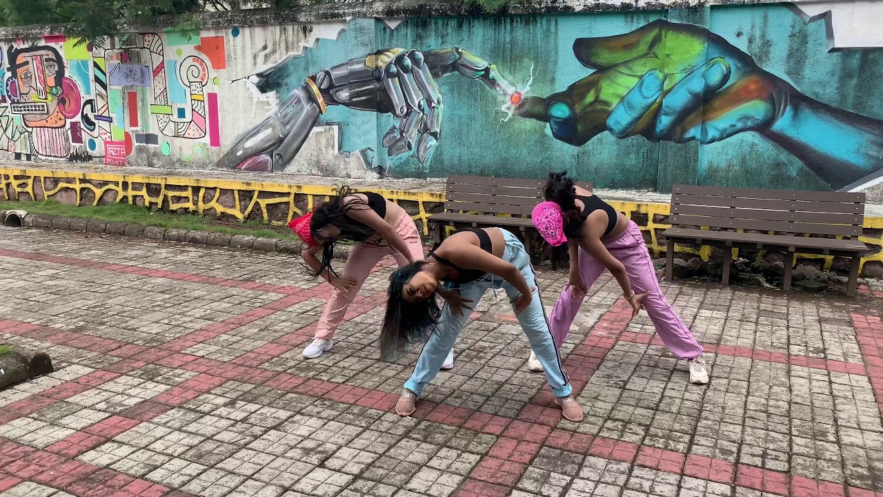 Hot (ft Nick & Navi)