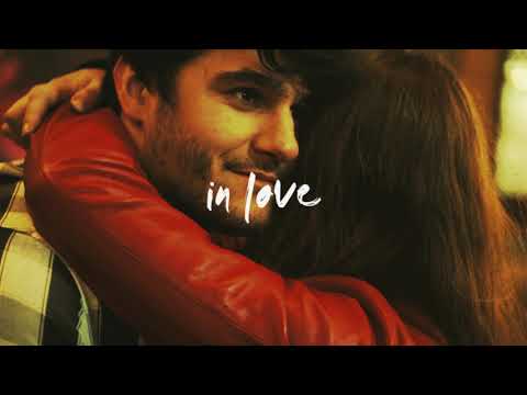 Video We The Kings - Falling (So In Love) [Official Lyric... - youtube