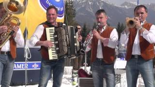 Video thumbnail of "Lechner Buam  -  Beim Trachtenfest"