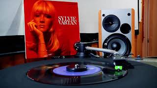 Download Lagu Sylvie Vartan - Deux mains MP3 Download Lagu Sylvie Vartan - Deux mains MP3
