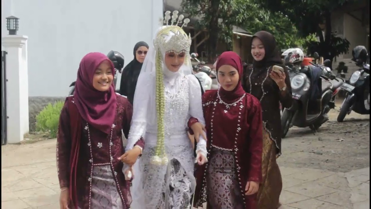 NENG DILAH DAN SUAMI