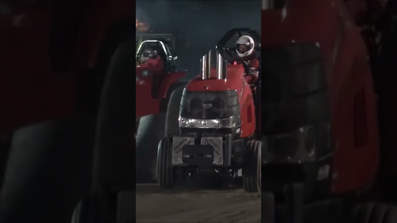 Tractor Pulls Case IH Alcohol Super Stock Tractors 