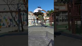 Abner Pietro clipped up and drops skatepark heat in his VQS entry.