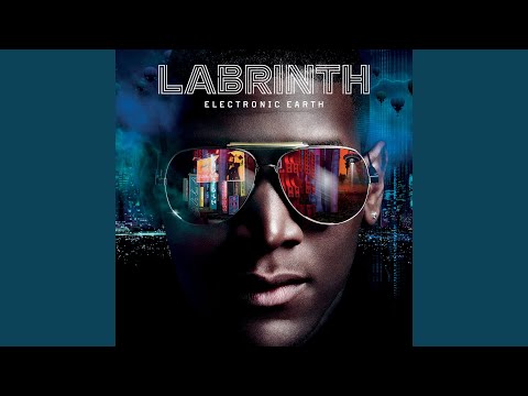 Putar Vultures - Labrinth