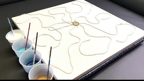 Fluid Art STRING PULL THRU A KEYRING?!! Acrylic Pouring Wigglz Art Beginners Painting Technique!!