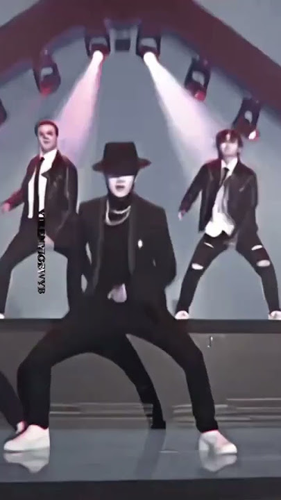 yibooo🥵🥵🥵 dayyyymn so attractive and hot for this one #wangyibo #wangyibo王一博