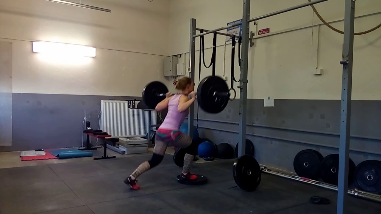 Barbell Front Foot Elevated Reverse Lunges 4. set - YouTube