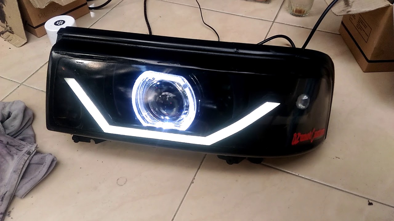 Retainer headlamp suzuki