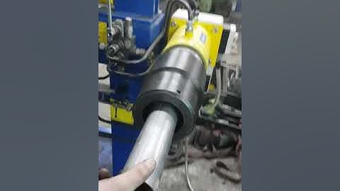 Pipe reducing hydraulic head