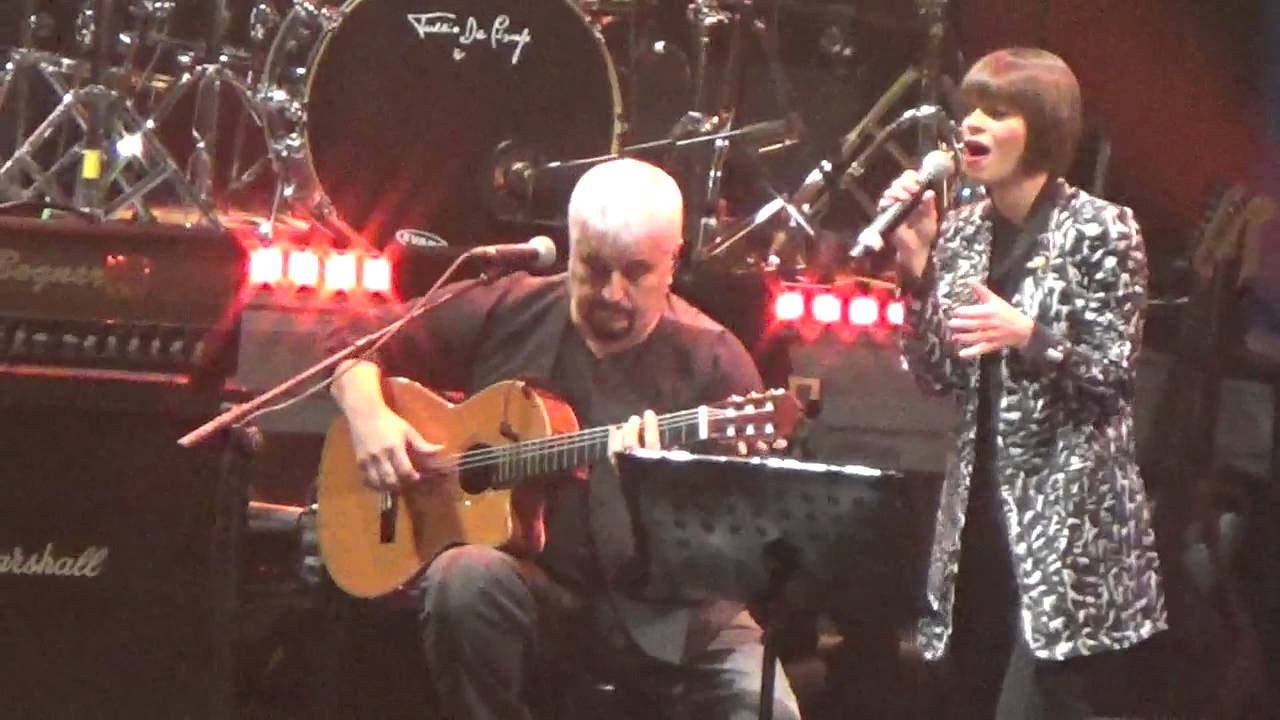 Pino Daniele & Alessandra Amoroso - Vento di passione (Bari, 11/12/14)