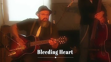 The Lunatics Bleeding Heart (Unplugged)