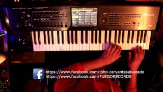 Video thumbnail of "Cover Grupo Los Genios - Ave de Paso 2016 teclado Piano"