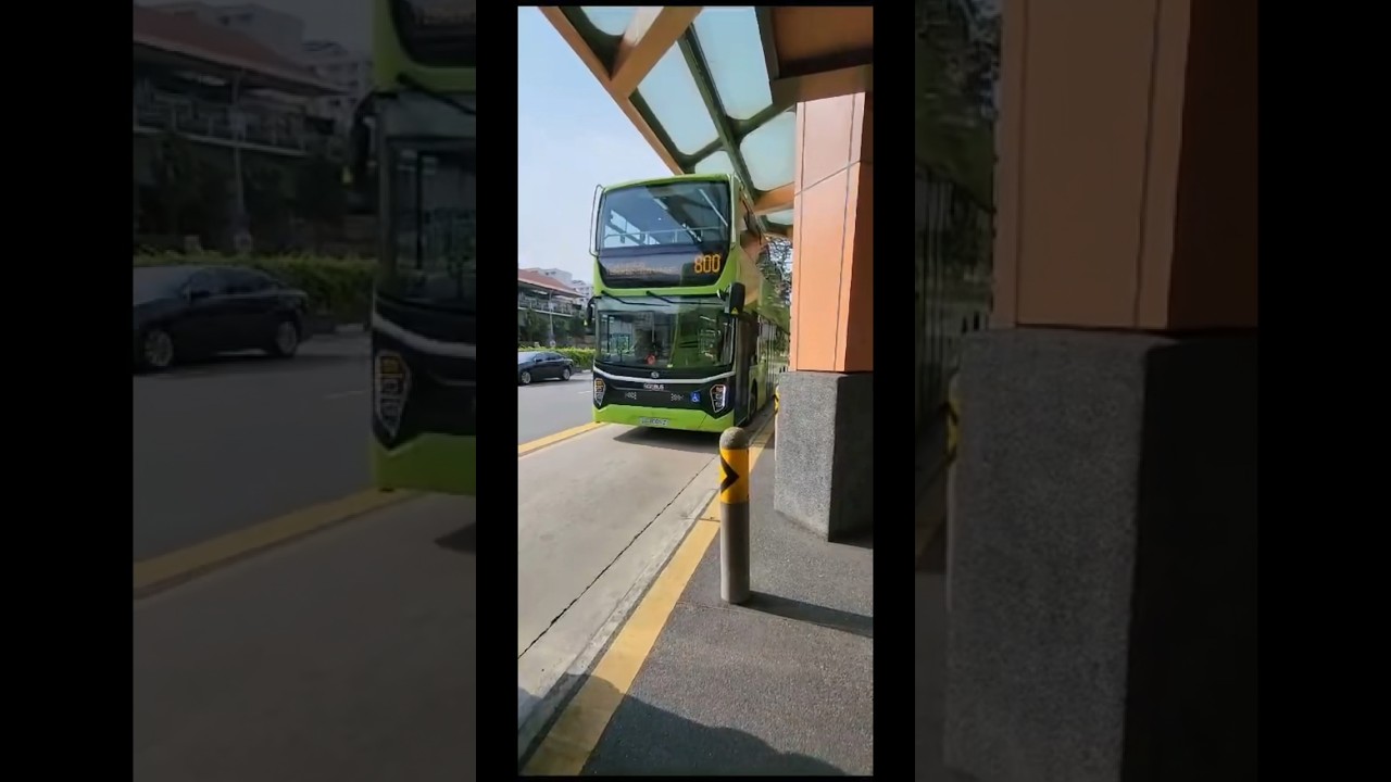 (300 SUBS) BYD K9RC SG 4005Z departure 