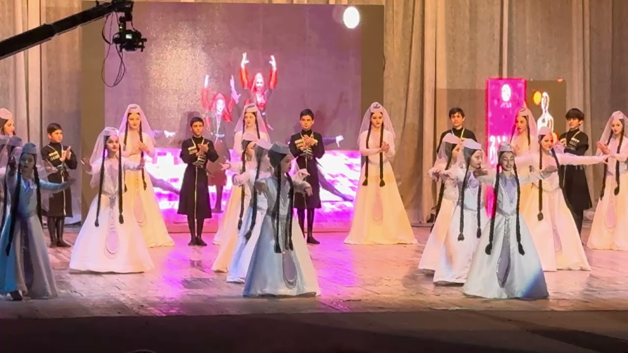 ანსამბლი კავკასიელები - დავლური