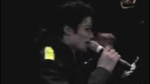MJ gives it the old fashioned way (sexiest deep voice ever!)