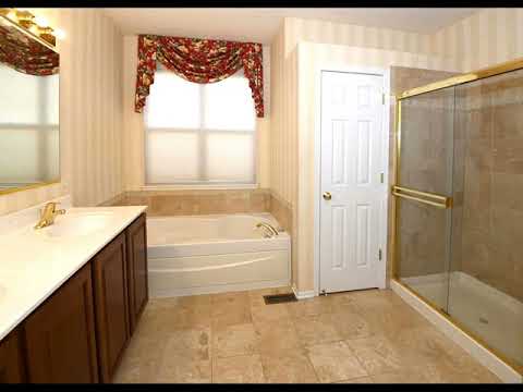 1700 White Oak Lane, Hoffman Estates, IL home video tour