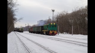 Тепловоз ТГМ6А-1434 с 4 полувагонами