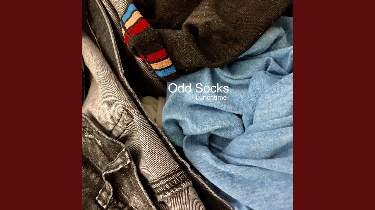 Obejrzyj Odd Socks w YouTube Obejrzyj Odd Socks w YouTube