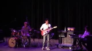Funq It - Performing Nodding Hill by Moving Parts