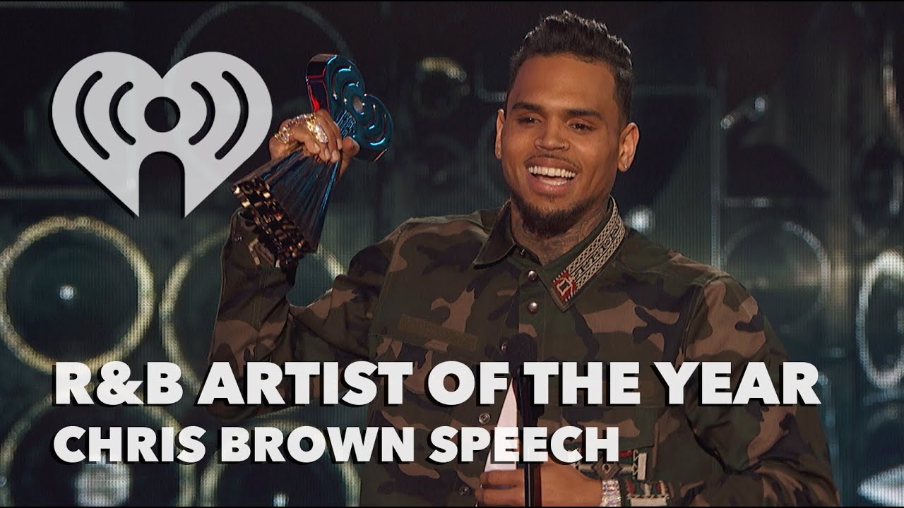 Chris Brown Wins 2016 R&B Artist of the Year | Exclusive - YouTube