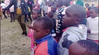 KIDS SINGING AND DANCING LETA POMBE BY IYANII//ABOVE THE HEAD
