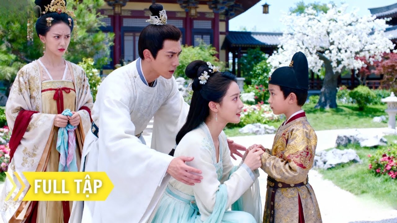 Dẫn theo Thị vệ đi trộm đồ, Tiểu hoàng tử ngang ngược bị cô nhóc khắc tinh dạy cho bài học