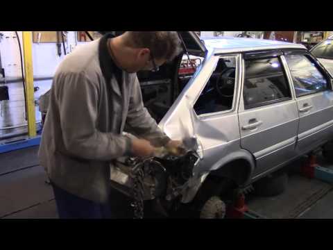 Кузовной ремонт. ВАЗ 2114, меняем заднее крыло#1. Body repair.