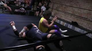 AMW SHOWDOWN 046