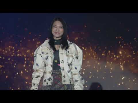 城里的月光 - 许美静 Mavis Hee [4K]