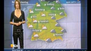 Petra Papke in schwarzer Lederhose beim Wetter 15