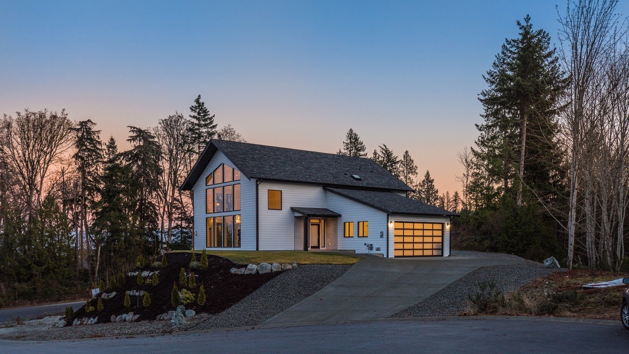 672 Mill Bay Place, Mill Bay B.C. Cowichan Valley Oceanview stunner