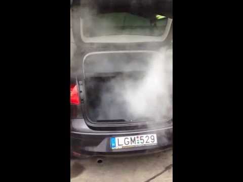 Videó: Az Autó Száraz Tisztítása