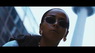 Elles-Moca - Thinking Bricks