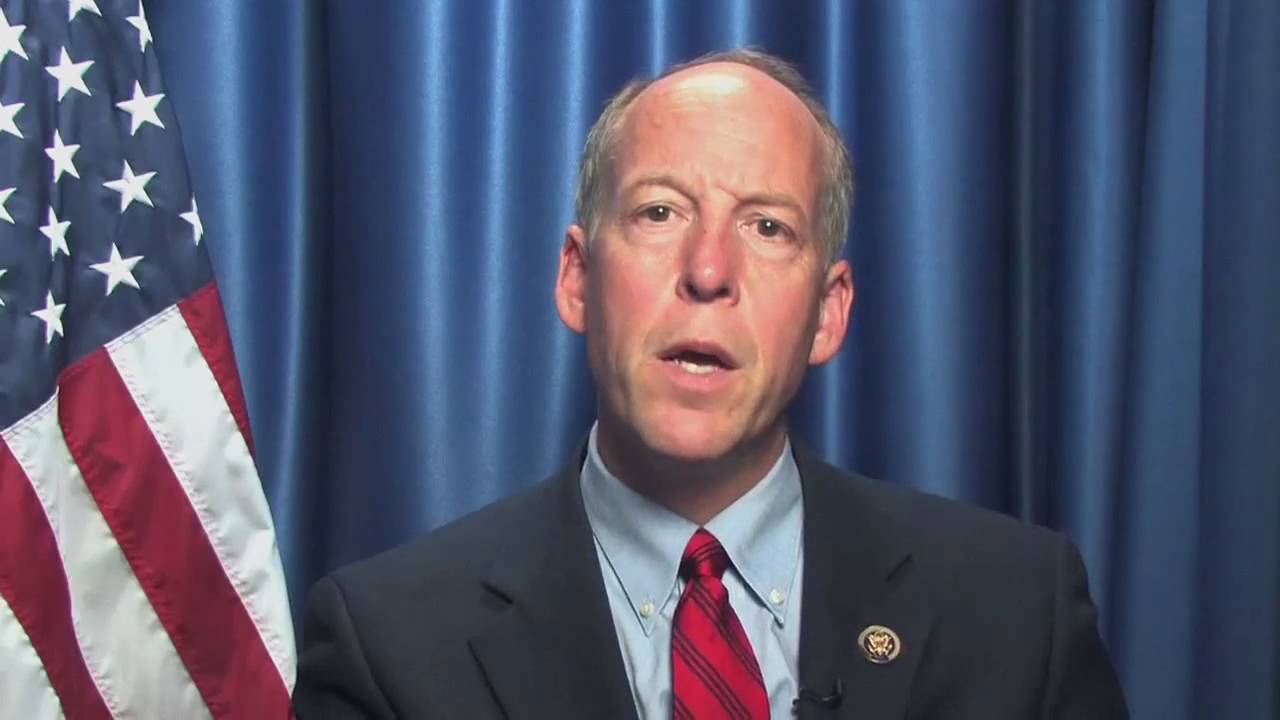 Support the Walden-Pence Broadcaster Freedom Amendment