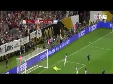 ميسي يواصل هوايته في هز الشباك