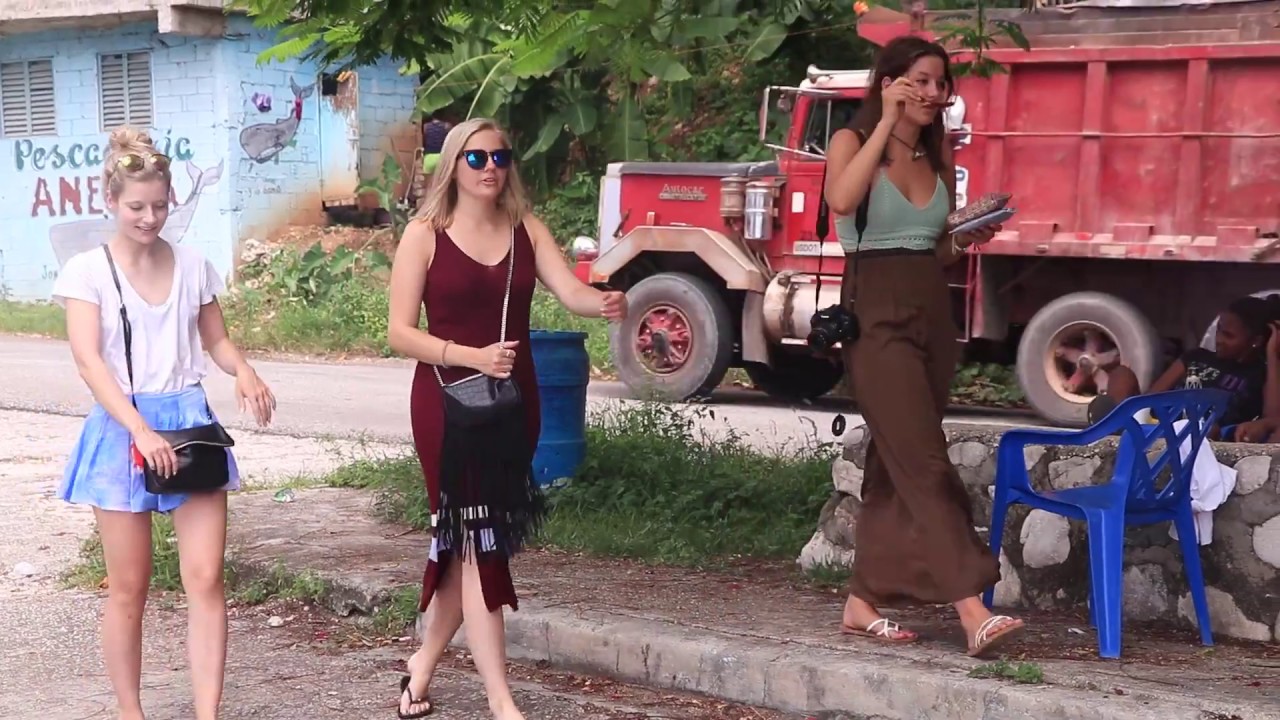 BAHÍA DE LAS AGUILAS Y ALGO MÁS: El video que te hará dejarlo todo e irte! | WilliamRamosTV