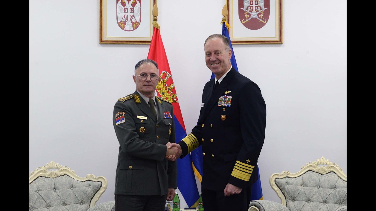 Poseta komandanta Komande združenih snaga NATO iz Napulja