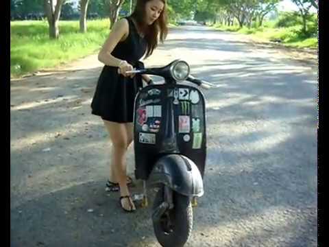  Beauty revving motorcycle Doovi