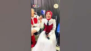 Download lagu Lucu banget sih ciwi-ciwi Academia pada nyobain handphone mainan #shorts