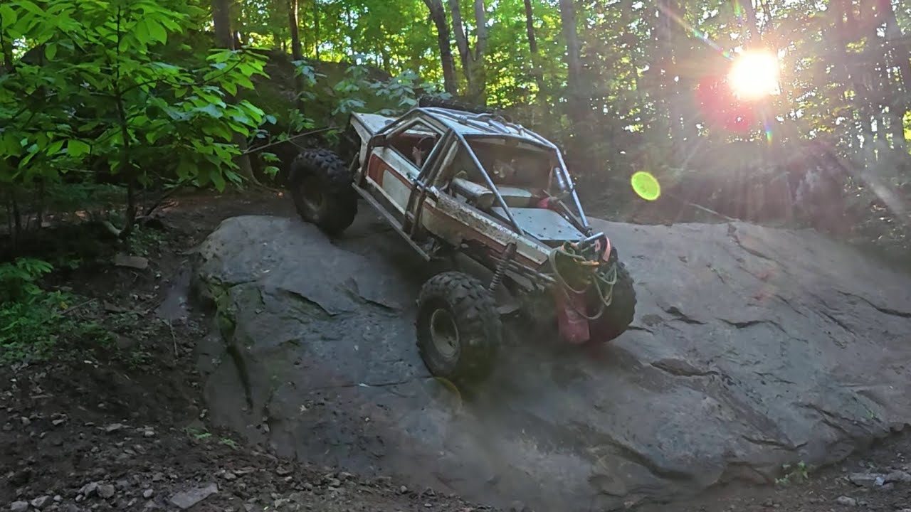Golden Mountain The Jungle Trail with  @bleepinjeep 