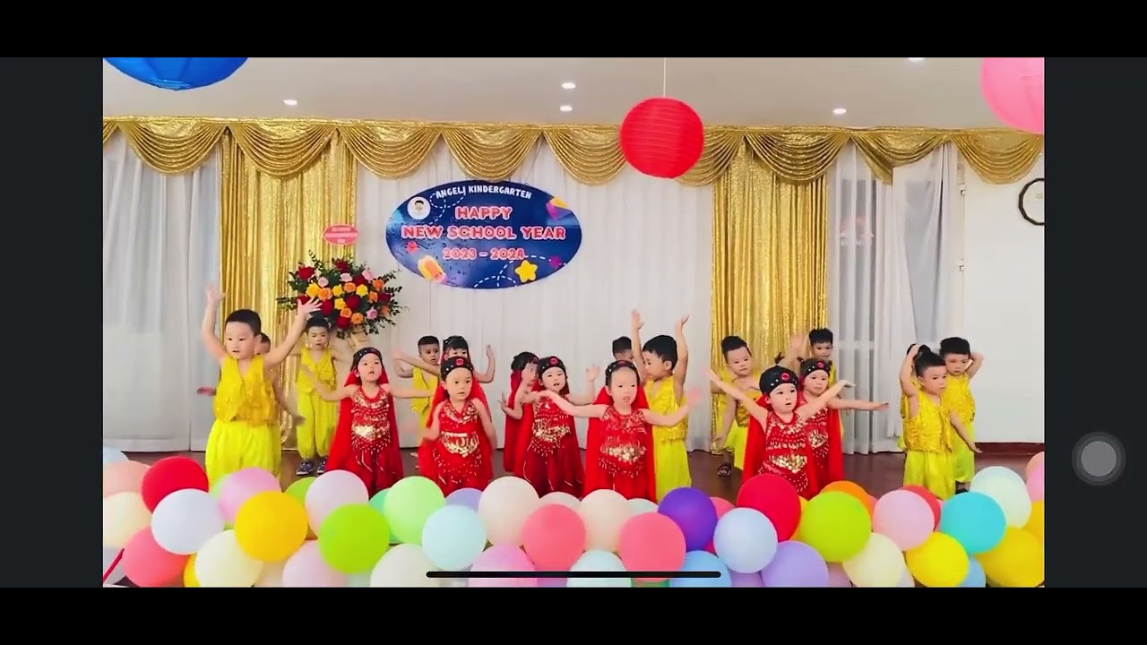 Bánh khai giảng lớp Sunshine 