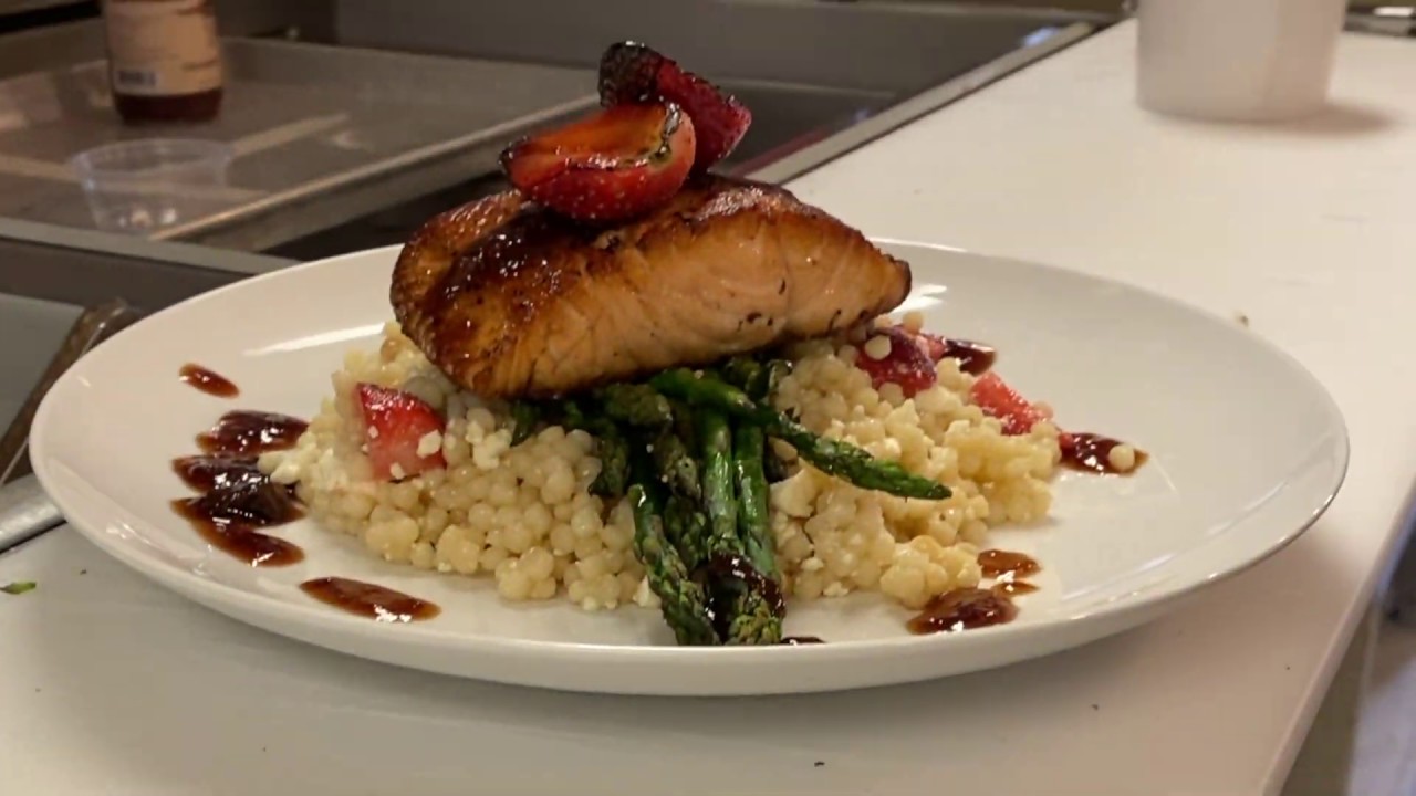 Cooking with Kitchen Kettle Village - YouTube