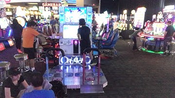 DDR A @ Dave & Buster